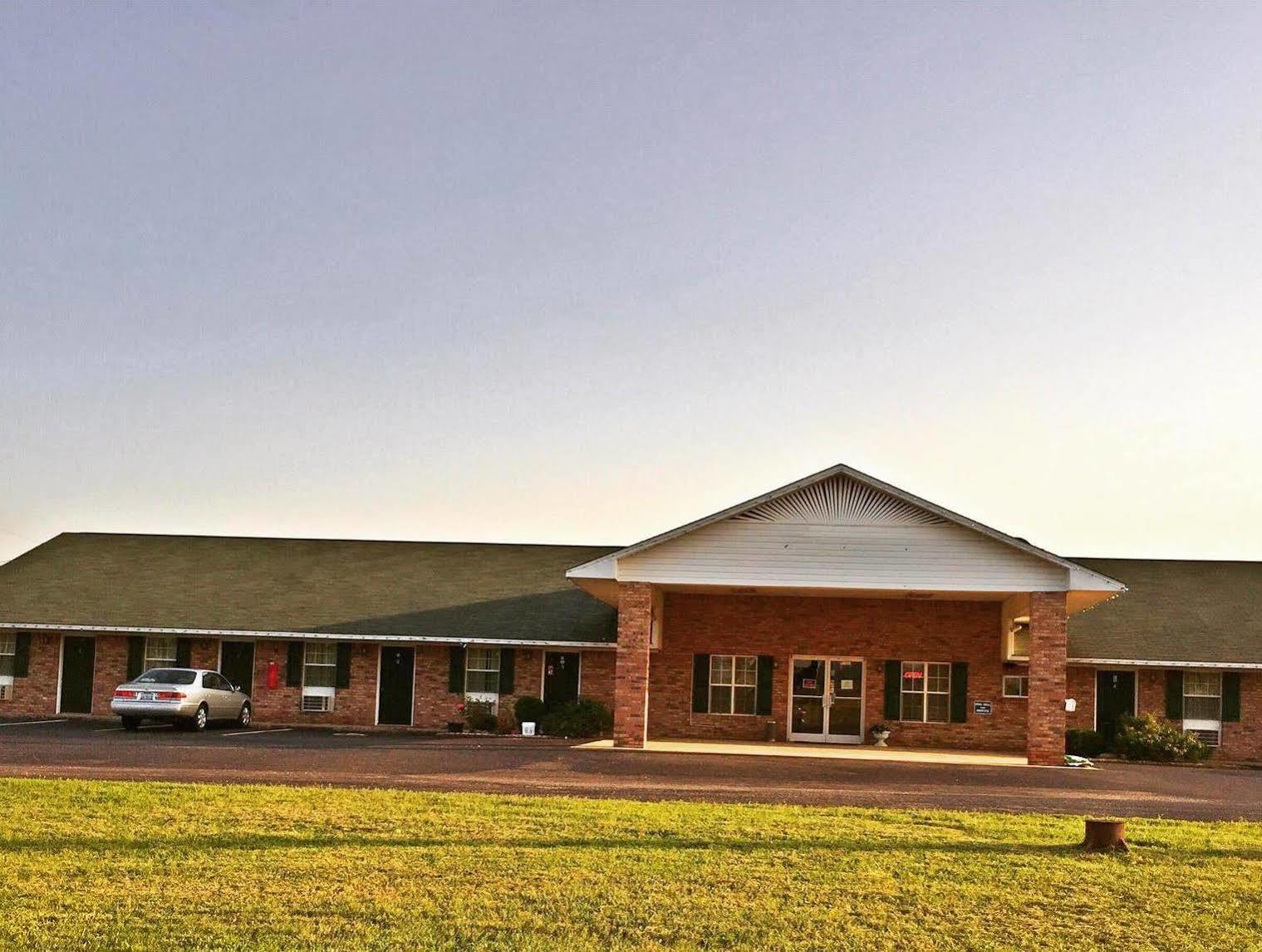 Rama Inn Bells - Jackson West Hwy 412 Exterior photo